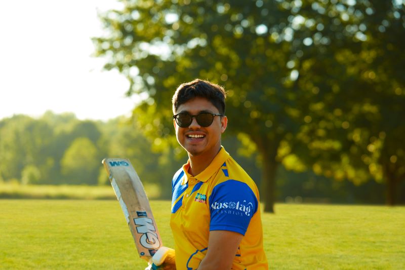 Dilli playing cricket