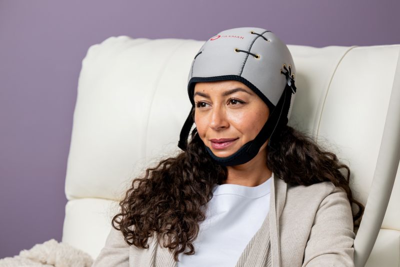 Paxman scalp cooling cap