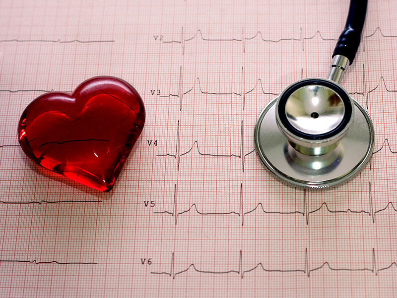stethoscope with heart