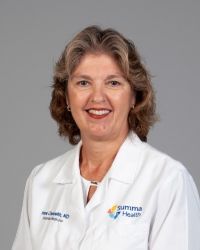 Dr Chenowith 200 x 250